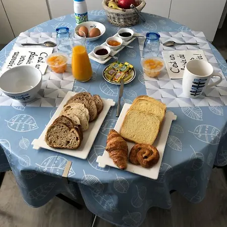 « chez Annie »