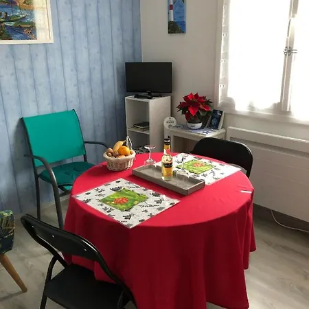 « chez Annie » *