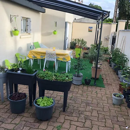Bed & Breakfast « chez Annie » Doue-la-Fontaine